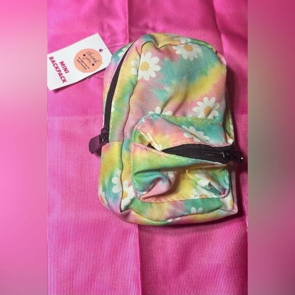 New Tie Dye Daisies Mini Backpack NWT Approximately 4” x 6” - Picture 1 of 5